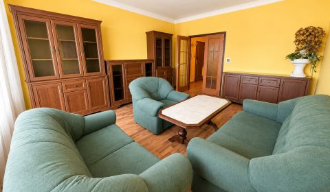 Kaufen 3-Zimmer-Wohnung, 3-Zimmer-Wohnung, Osuského, Bratislava - Petr