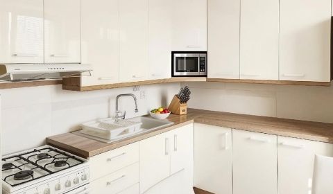 Kaufen 3-Zimmer-Wohnung, 3-Zimmer-Wohnung, Hornádska, Bratislava - Pod