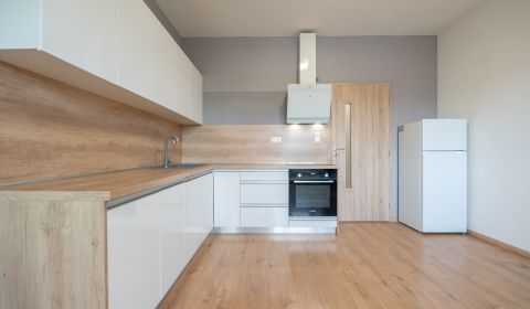 Kaufen 2-Zimmer-Wohnung, 2-Zimmer-Wohnung, Saratovská, Trenčín, Slowak