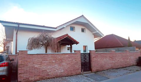 Kaufen Einfamilienhaus, Einfamilienhaus, Dunajská Streda, Slowakei