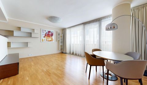 Kaufen 2-Zimmer-Wohnung, 2-Zimmer-Wohnung, Dvořákovo nábrežie, Bratisl