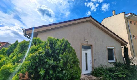 Kaufen Einfamilienhaus, Einfamilienhaus, Galanta, Slowakei
