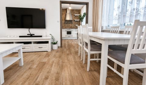 Kaufen 3-Zimmer-Wohnung, 3-Zimmer-Wohnung, Komárnická, Bratislava - Ru