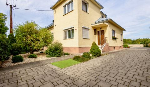 Kaufen Einfamilienhaus, Einfamilienhaus, Topolianska, Michalovce, Slow