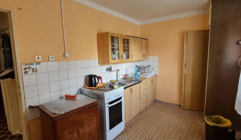 Kaufen 3-Zimmer-Wohnung, 3-Zimmer-Wohnung, Žiar nad Hronom, Slowakei