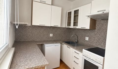 Kaufen 2-Zimmer-Wohnung, 2-Zimmer-Wohnung, Jefremovská, Liptovský Miku