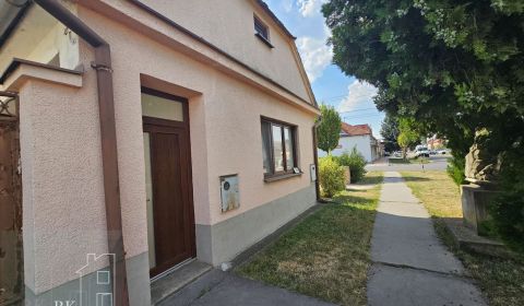 Kaufen Einfamilienhaus, Einfamilienhaus, Hlavná, Trnava, Slowakei