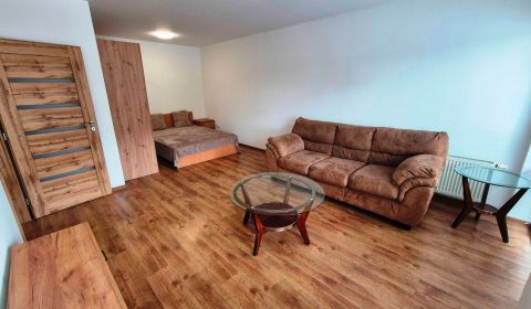 Mieten 2-Zimmer-Wohnung, 2-Zimmer-Wohnung, Levočská, Stará Ľubovňa, Sl