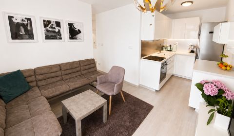 Kaufen 3-Zimmer-Wohnung, 3-Zimmer-Wohnung, Agátová, Bratislava - Dúbra