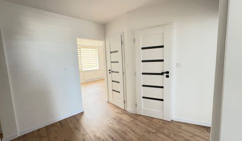Kaufen 3-Zimmer-Wohnung, 3-Zimmer-Wohnung, Užhorodská, Michalovce, Slo
