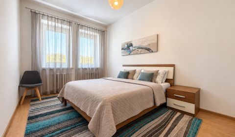 Mieten 3-Zimmer-Wohnung, 3-Zimmer-Wohnung, Pribinove sady, Ilava, Slow