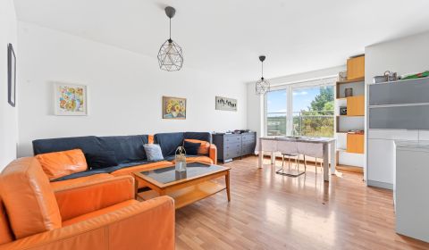 Kaufen 3-Zimmer-Wohnung, 3-Zimmer-Wohnung, Moyzesova, Pezinok, Slowake