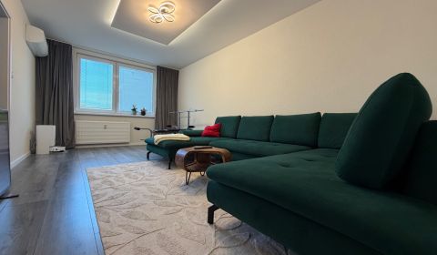 Kaufen 3-Zimmer-Wohnung, 3-Zimmer-Wohnung, Streďanská, Topoľčany, Slow