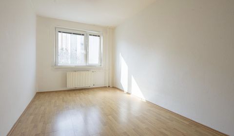 Kaufen 3-Zimmer-Wohnung, 3-Zimmer-Wohnung, Levice, Slowakei