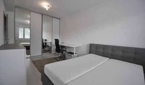 Kaufen 2-Zimmer-Wohnung, 2-Zimmer-Wohnung, Bratislava - Petržalka, Slo