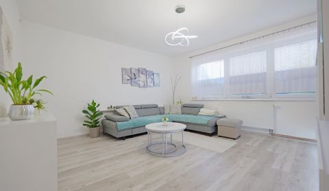 Kaufen 4-Zimmer-Wohnung, 4-Zimmer-Wohnung, Bystrická, Žilina, Slowakei