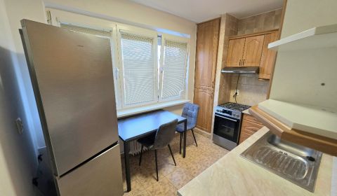 Mieten 2-Zimmer-Wohnung, 2-Zimmer-Wohnung, Bánovce nad Bebravou, Slowa