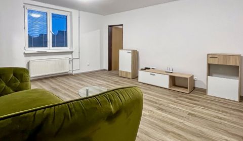 Mieten 2-Zimmer-Wohnung, 2-Zimmer-Wohnung, Bratislavská, Pezinok, Slow