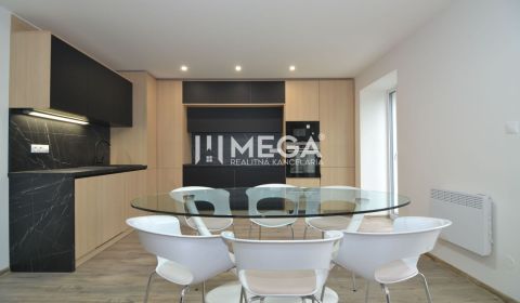 Kaufen 3-Zimmer-Wohnung, 3-Zimmer-Wohnung, Pod hradom, Michalovce, Slo