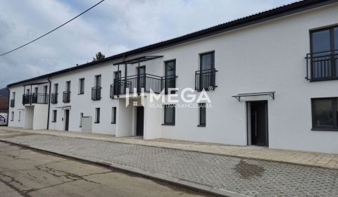 Kaufen 2-Zimmer-Wohnung, 2-Zimmer-Wohnung, Pod hradom, Michalovce, Slo