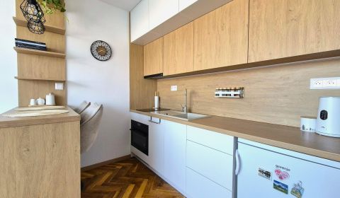 Kaufen Garconniere, Garconniere, Dlhá, Nitra, Slowakei