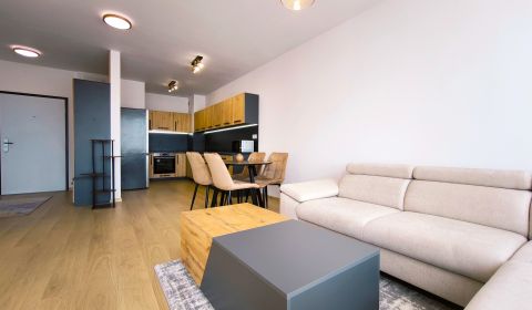 Mieten 2-Zimmer-Wohnung, 2-Zimmer-Wohnung, Na Majerisku, Malacky, Slow