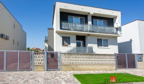 Kaufen Einfamilienhaus, Galanta, Slowakei