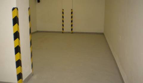 Lager und Hallen, Centrum, zu vermieten, Martin, Slowakei