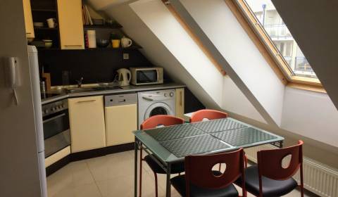 2 Zimmer Wohnung, Medená, zu vermieten, Bratislava - Staré Mesto, Slow