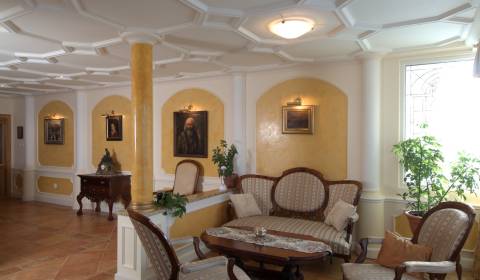 4 Zimmer Wohnung, Zámocká, zu vermieten, Bratislava - Staré Mesto