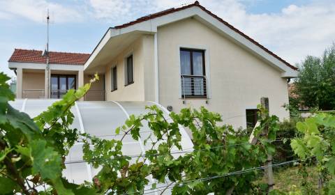 Einfamilienhaus, Cajlanská, zu verkaufen, Pezinok, Slowakei