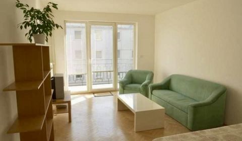 Mieten 2-Zimmer-Wohnung, 2-Zimmer-Wohnung, Hollého, Bratislava - Staré