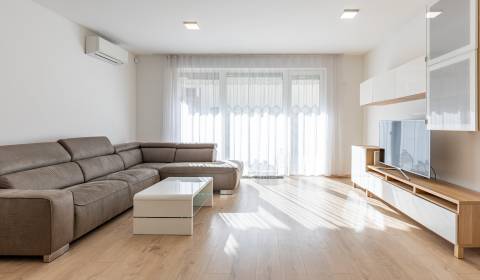 Mieten 3-Zimmer-Wohnung, 3-Zimmer-Wohnung, Panenská, Bratislava - Star
