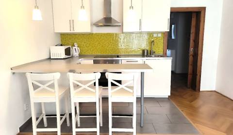 Mieten 2-Zimmer-Wohnung, 2-Zimmer-Wohnung, Bratislava - Staré Mesto, S