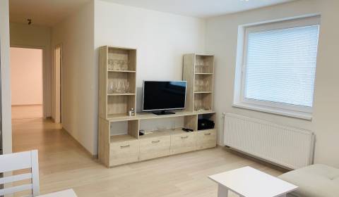 3-Zimmer-Wohnung, Ulica na Grunte, zu vermieten, Košice - Sídlisko KVP