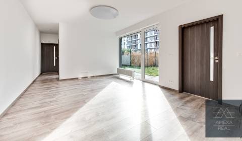 4 Zimmer Wohnung, Zuzany Chalupovej, zu verkaufen, Bratislava - Petrža