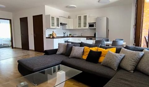 Mieten 3-Zimmer-Wohnung, 3-Zimmer-Wohnung, Bazová, Bratislava - Ružino