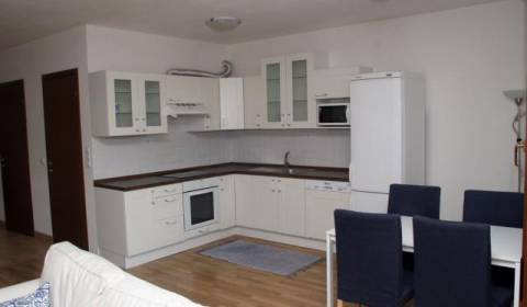 3-Zimmer-Wohnung, Bazová, zu vermieten, Bratislava - Ružinov, Slowakei