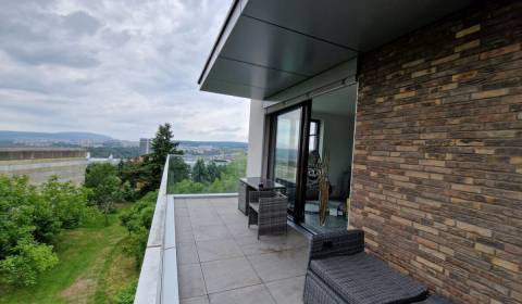 Mieten 4-Zimmer-Wohnung, 4-Zimmer-Wohnung, Hriňovská, Bratislava - Sta