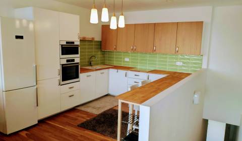 4-Zimmer-Wohnung, Šulekova, zu vermieten, Bratislava - Staré Mesto, Sl