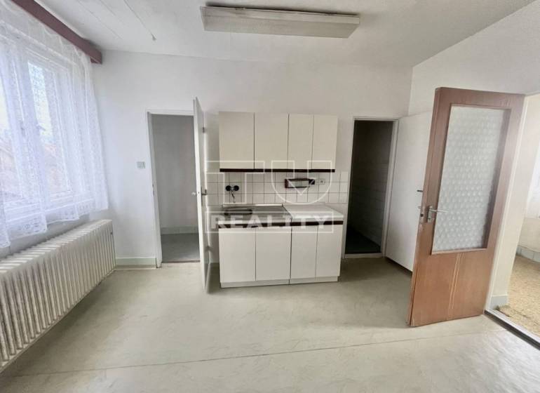 Velčice Einfamilienhaus Kaufen reality Zlaté Moravce