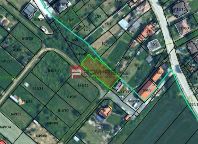 Katasterkarte in Budmerice in der Poľná-Straße, die Grundstücke - Wohnen kennzeichnet.