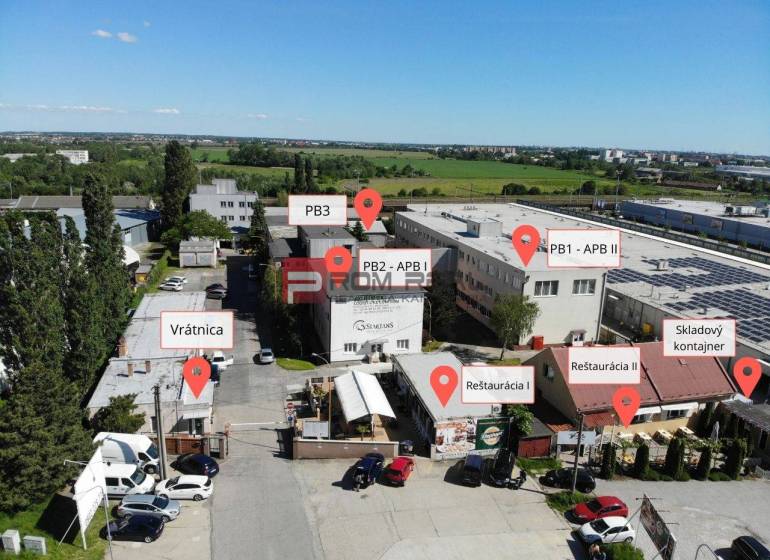 Lager- und Hallenkomplex in der Púchovská-Straße in Bratislava III mit Objektkennzeichnungen.