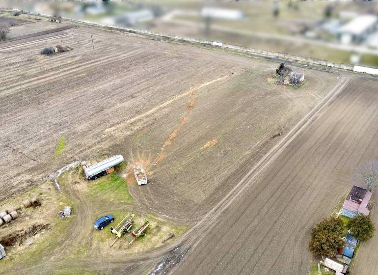 Grundstück an der Kasárenská-Straße in Sereď, geeignet für Wohnbau.