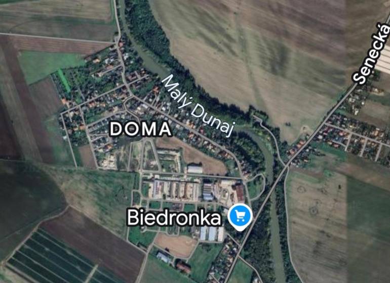 Luftaufnahme von Grundstücken - Wohnen am Kleinen Donau, Tehelná, Tomášov.