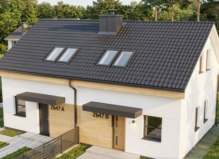 Ein Einfamilienhaus in Sasinkovo in der Sasinkovo-Straße mit einem dunklen Dach und Holzelementen.