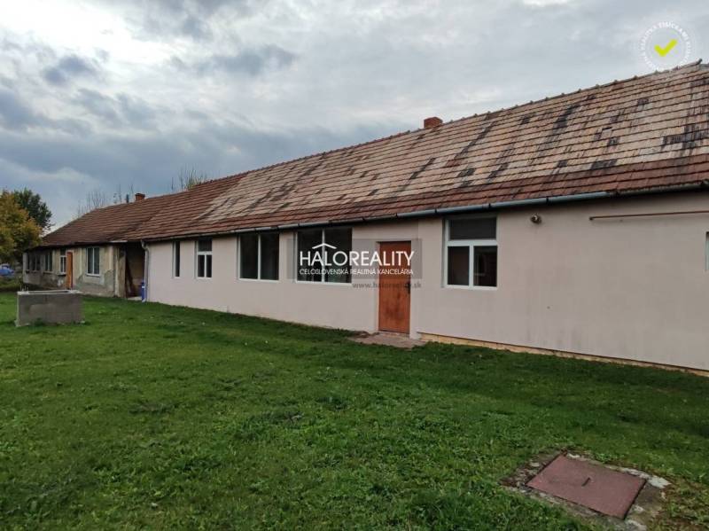 Slepčany Einfamilienhaus Kaufen reality Zlaté Moravce