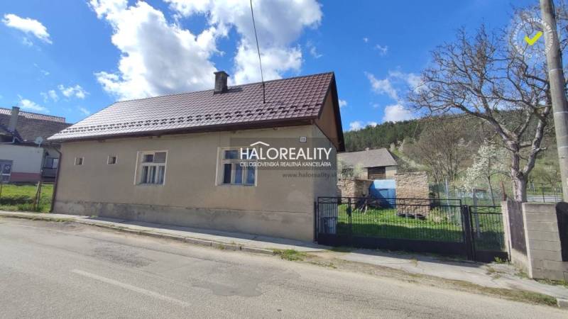 Neporadza Einfamilienhaus Kaufen reality Trenčín