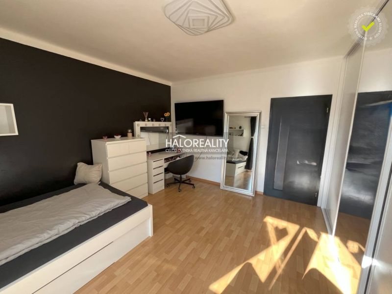 Galanta 4-Zimmer-Wohnung Kaufen reality Galanta
