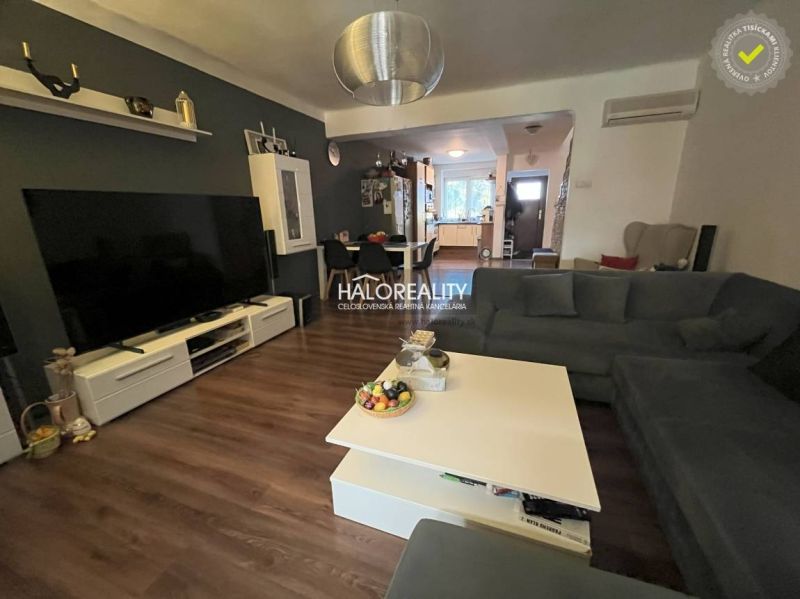 Galanta 4-Zimmer-Wohnung Kaufen reality Galanta